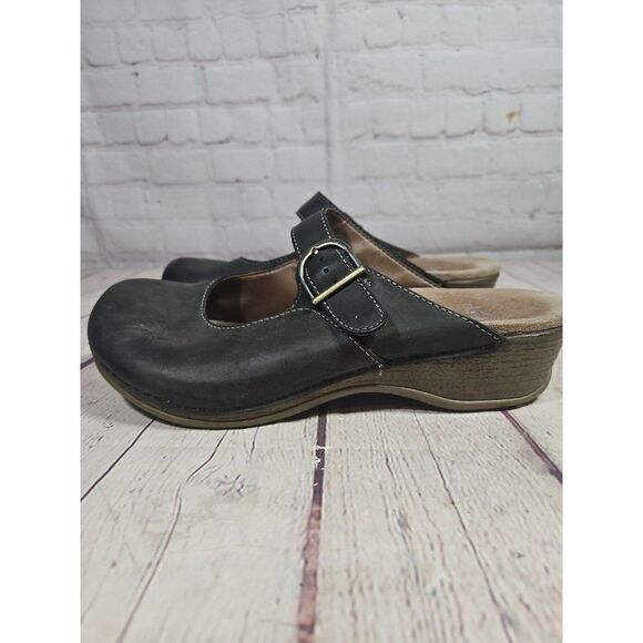 Dansko Martina Mule Clogs Women's Size 40 / 9.5 (US) - Picture 1 of 7